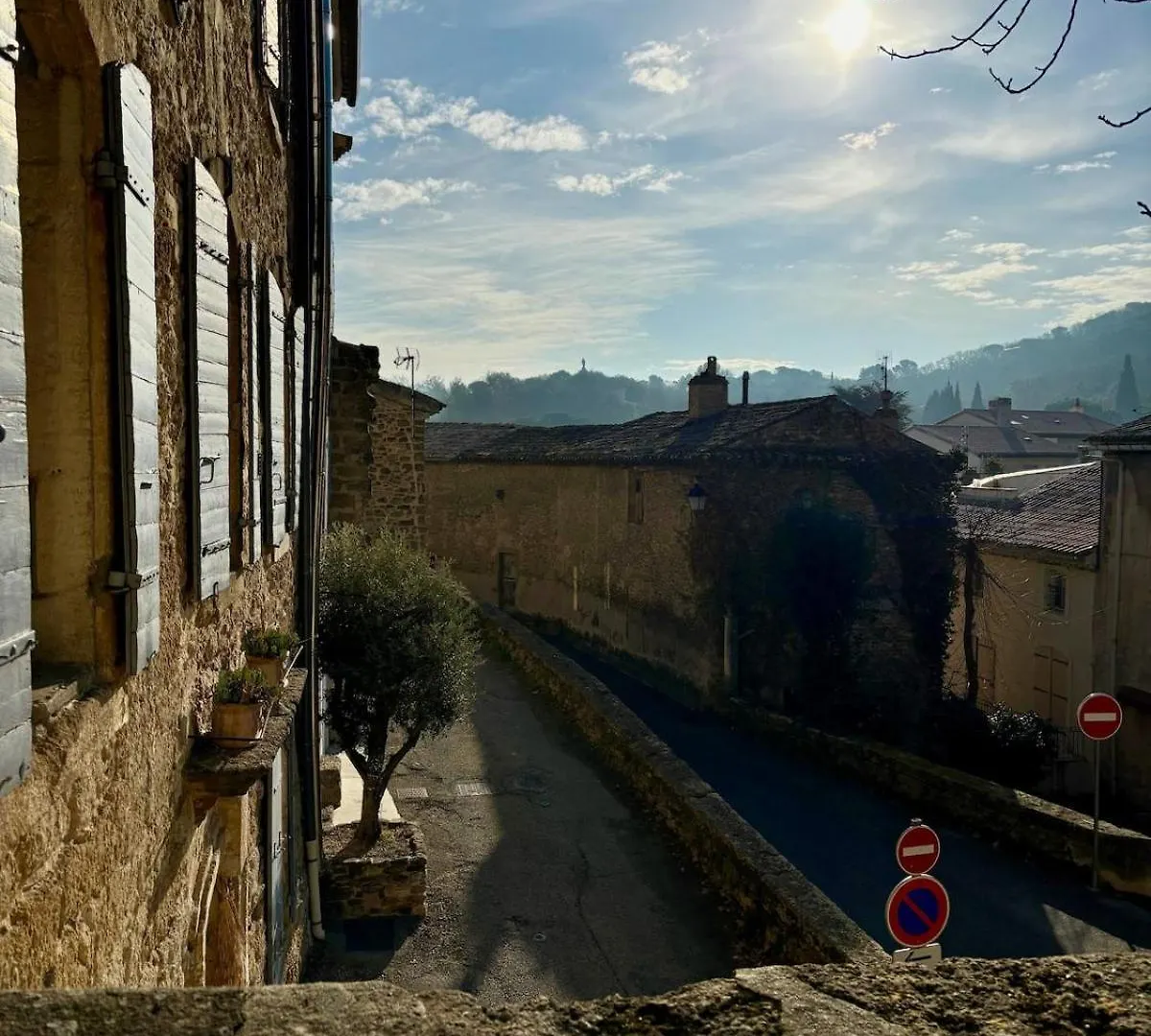 Dom wakacyjny Willa Charming Provencal Retreat With A Lush Private Courtyard Rochegude