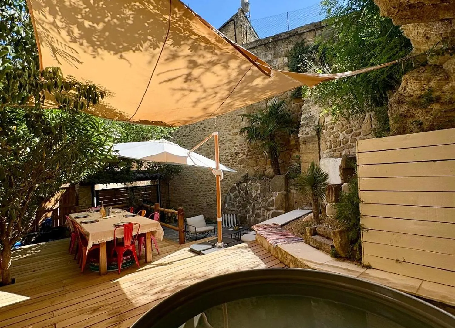 Dom wakacyjny Willa Charming Provencal Retreat With A Lush Private Courtyard Rochegude