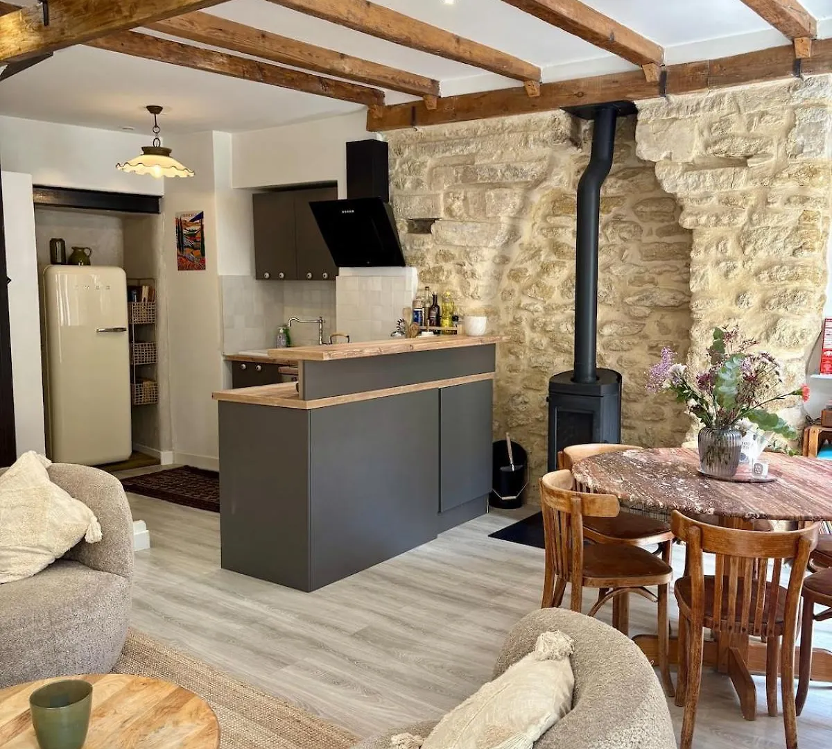 Willa Charming Provencal Retreat With A Lush Private Courtyard Rochegude  Rochegude (Drome)