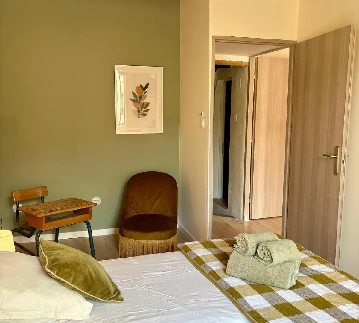 Dom wakacyjny Willa Charming Provencal Retreat With A Lush Private Courtyard Rochegude